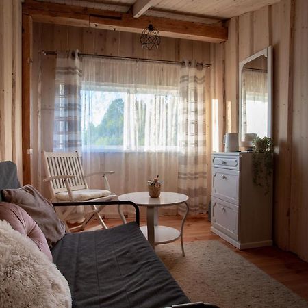 Laivu Maja Ezerkrasti-2 Otel Alūksne Dış mekan fotoğraf